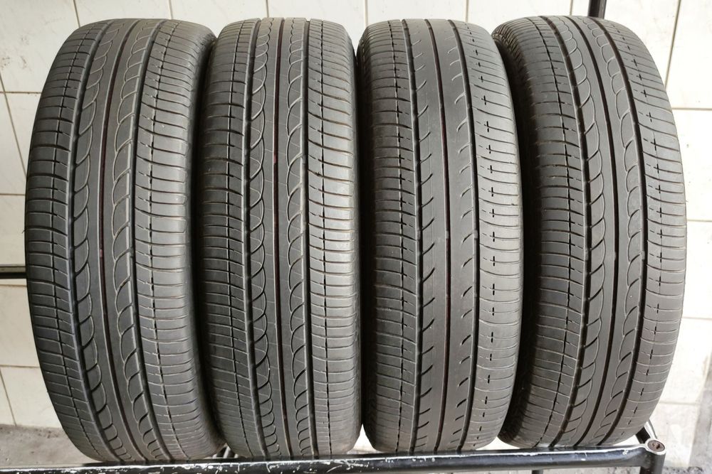 4x 175/65R15 Bridgestone Ecopia EP25 2x5mm 2x3,7mm C/C/70dB