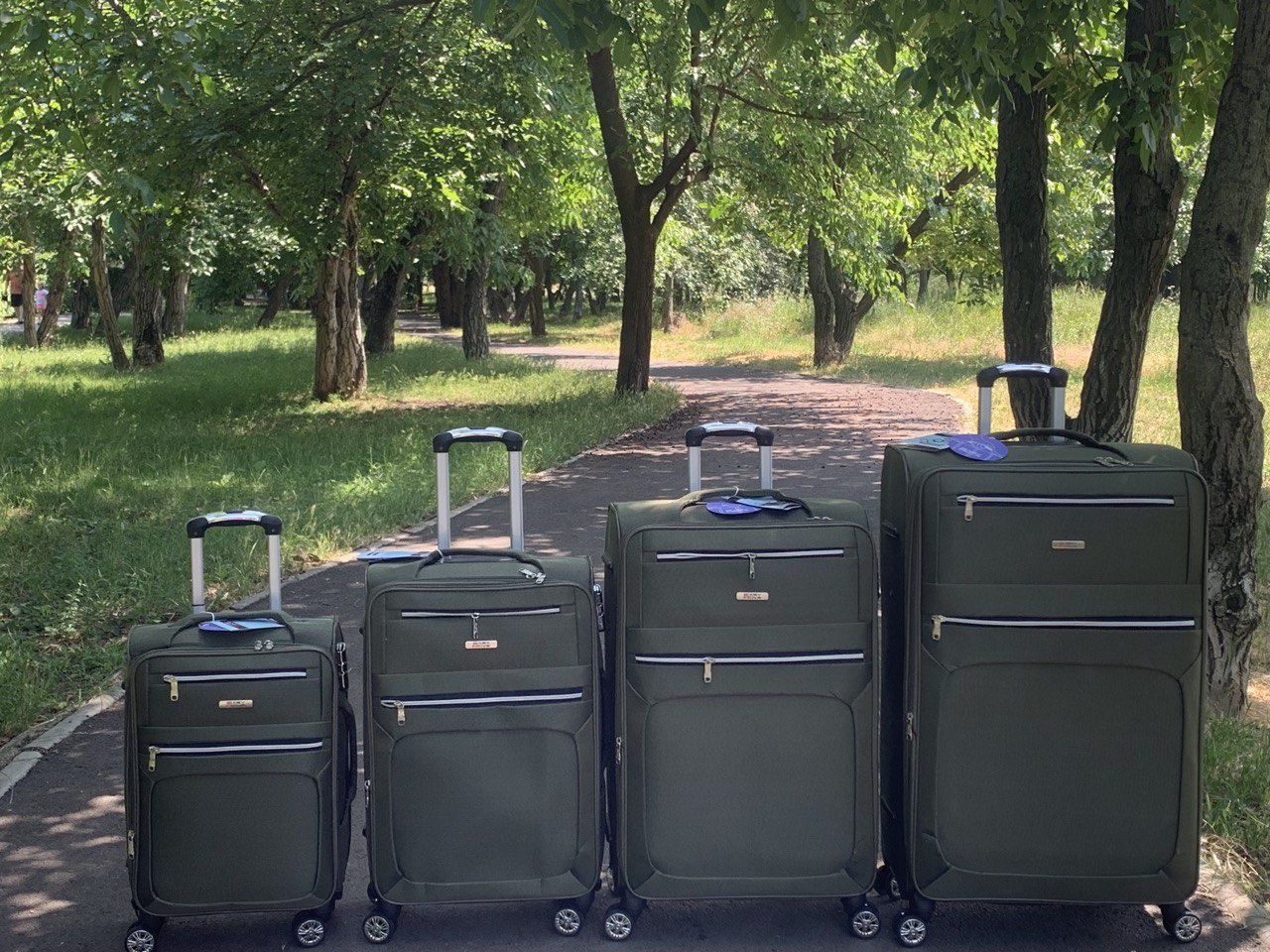 Чемодан, Акции Валіза, гигант XL, 150л.2699грн