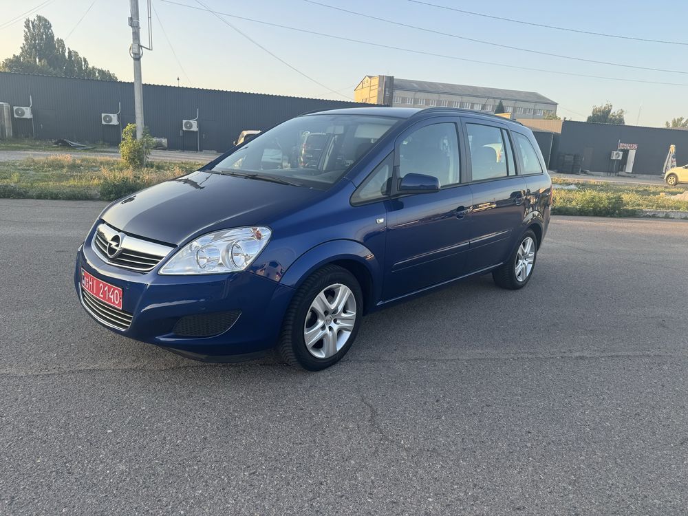 Opel Zafira 1,6 бензин 7 місць