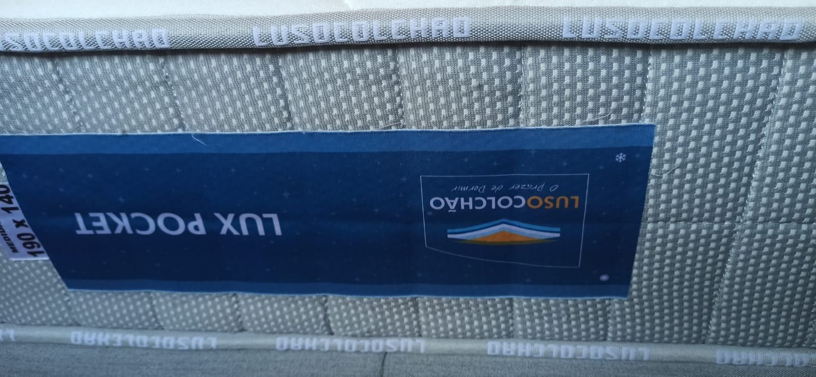 Cama com colchão