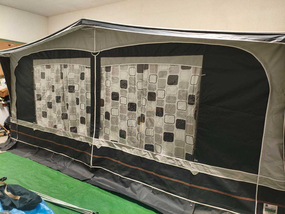 Przedsionek do przyczepy 905-930 cm. Super stan!!