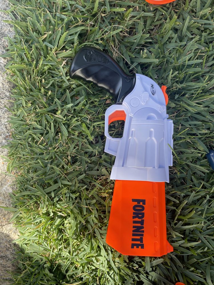 Várias NERF em bom estado