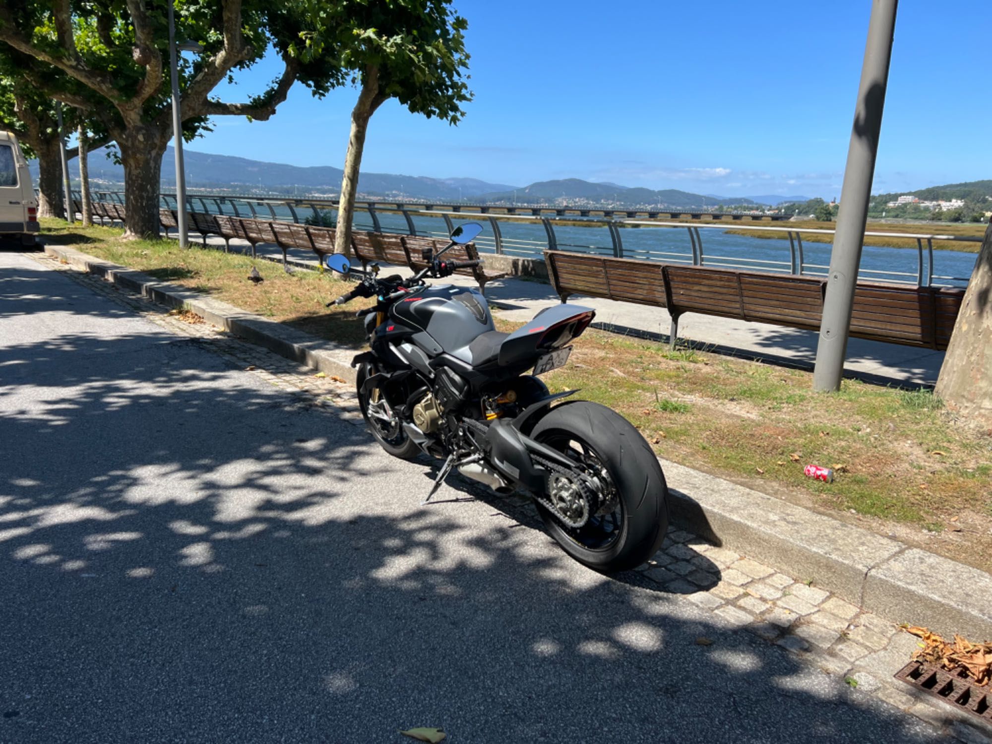 OPORTUNIDADE Ducati Streetfighter V4S my 2023