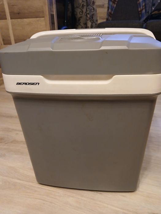 Lodówka turystyczna.