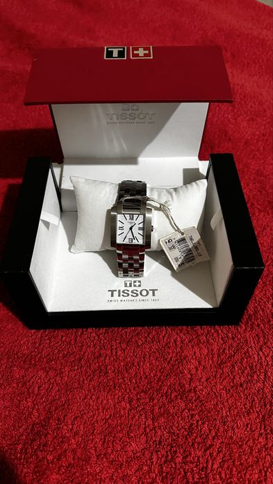 Чоловічий годинник TISSOT  T60.1.581.13