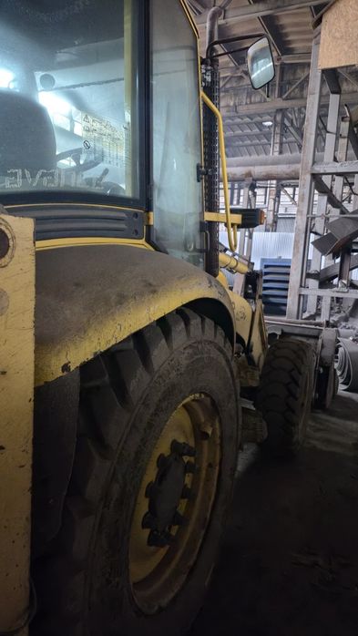 Продам Komatsu wb-97r2