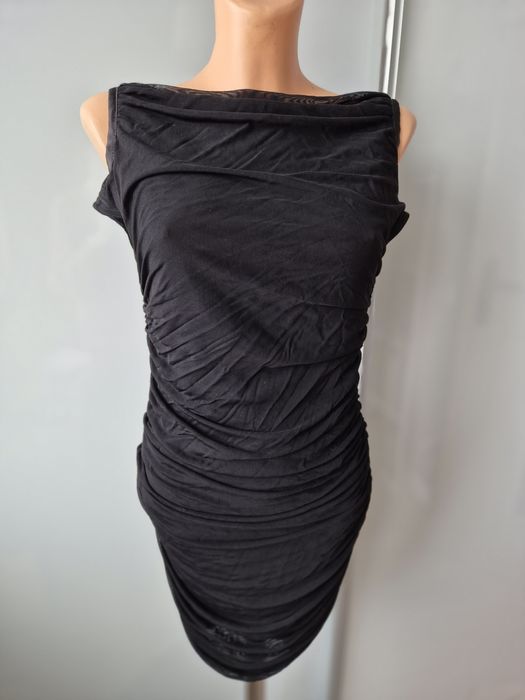 Czarna marszczona sukienka damska mini M używana