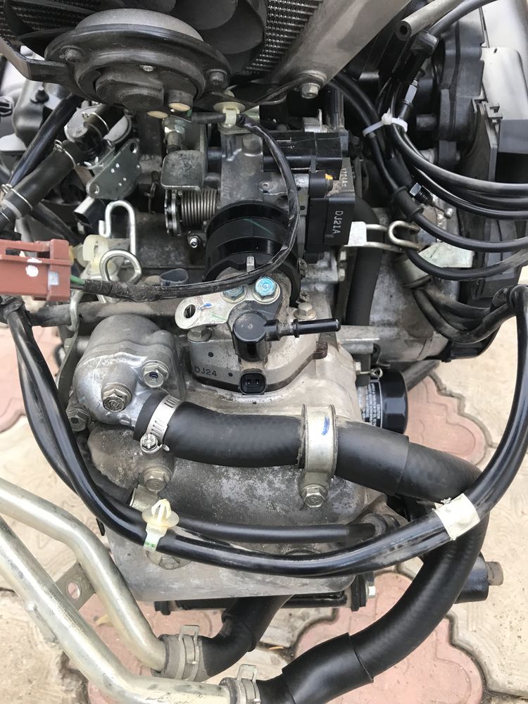 Двигатель мотор Honda Forza MF-12