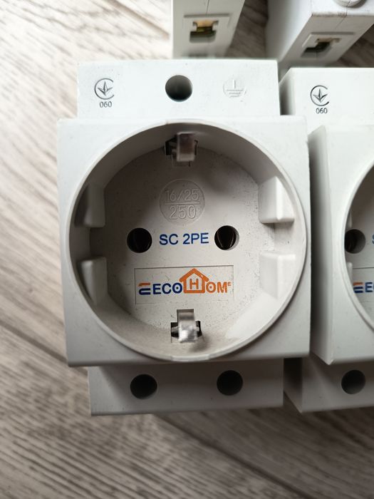 Розетки  на дин рейку