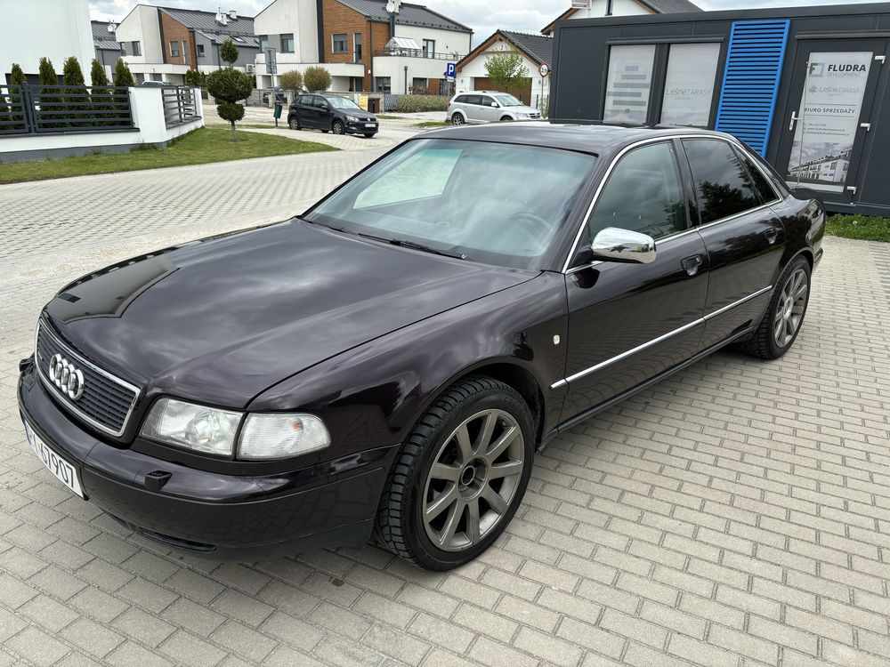 Audi A8 3.7 LPG 1998r quattro