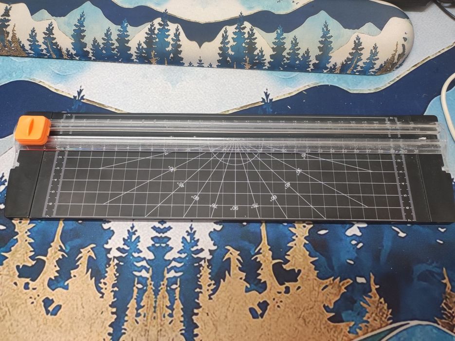 Guilhotina/cisalha para corte de papel - Staples