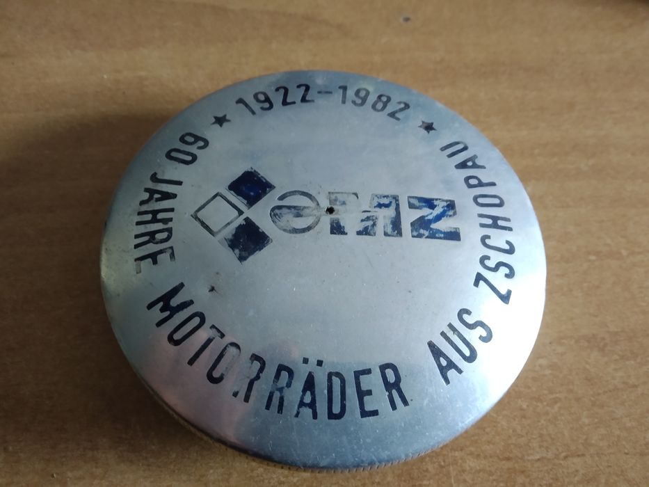 Korek zbiornika mz etz ts 250 150 oryginał DDR cześć