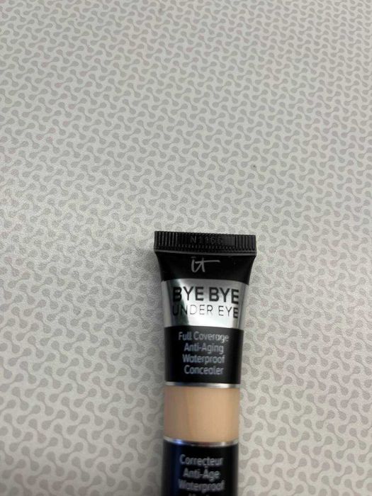 Консилер під очі IT Cosmetics Bye Bye Under Eye
