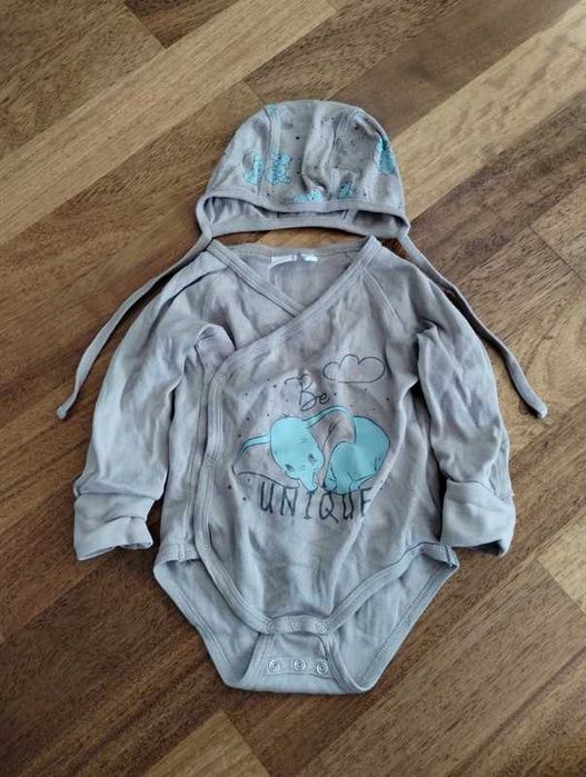 Zestaw body koperowe i czapka Disney Baby r. 74 cm 6-9 msc. 2-pak