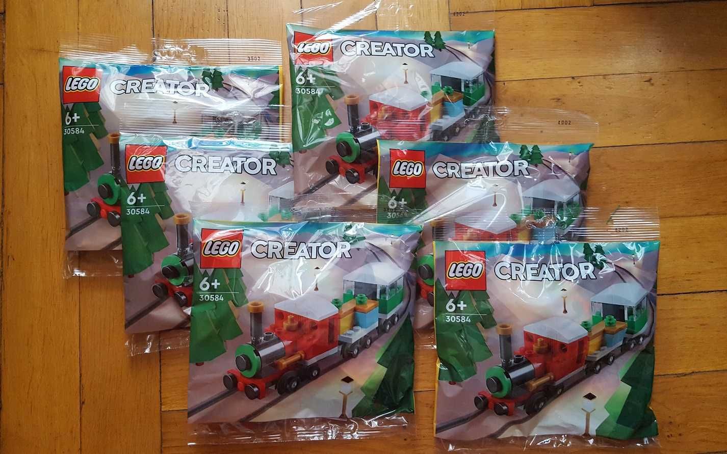 LEGO 30584 - 12 sztuk, Świąteczny pociąg z serii: Creator 15zł/sztukę