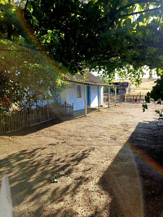 Продам кам'яний будинок