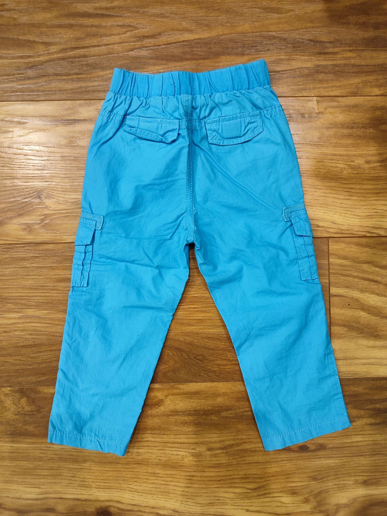 Ogrodniczki jeansowe Lupilu 86 i cienkie spodnie 92