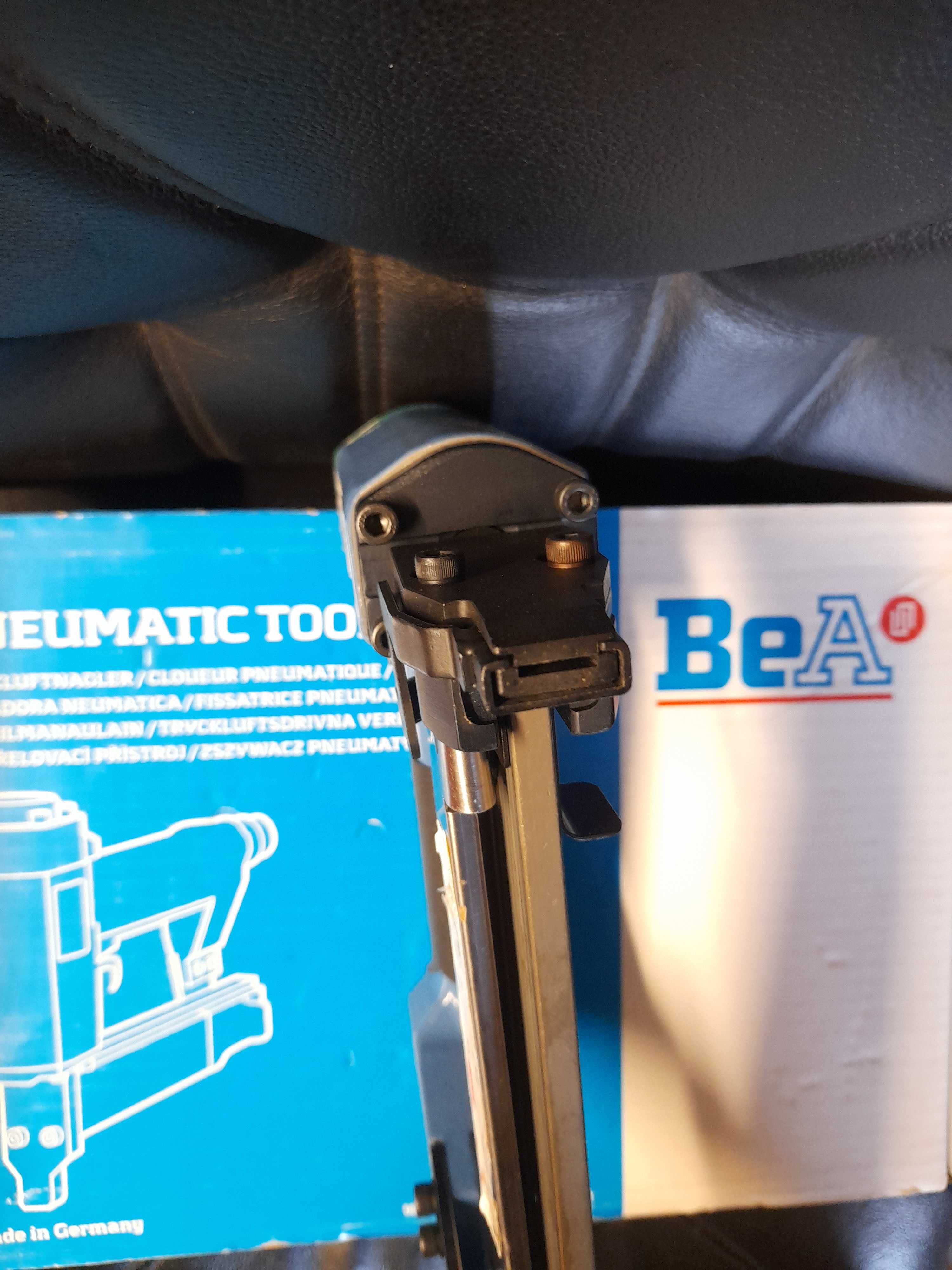 Zszywacz BeA 14/32-613 stolarski, SUPER stan, części BeA, Serwis.