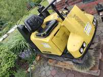 Zamiatarka Karcher samojezdna KMR 1250