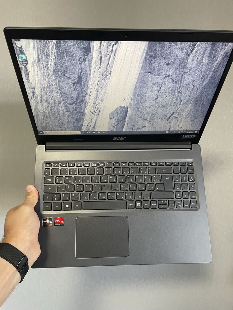 Ноутбук Acer Extensa 15 Ryzen 3  8ddr4/256 SSD NVME Win10 pro