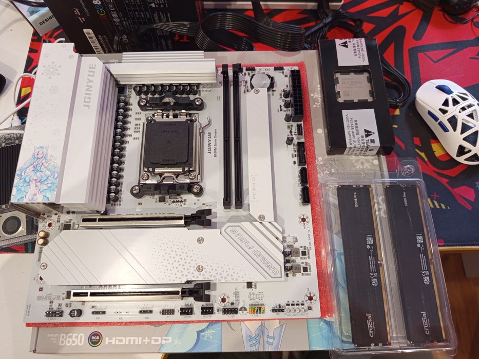 Топ бюджетний коплект на Am5 Ryzen 7 8700f/b650m/32gb в наявності!