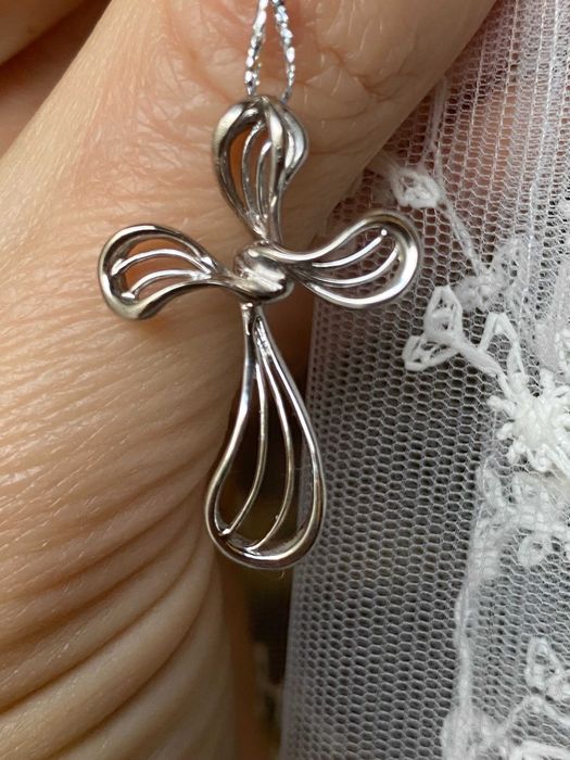 Підвіс хрестик з діамантами