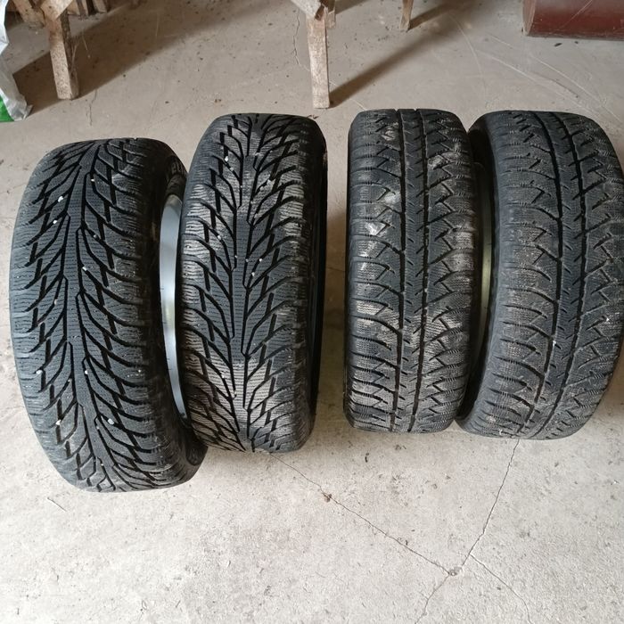 Продам зимову гуму шини PETLAS/LASSA 215/55,205/55 r16
