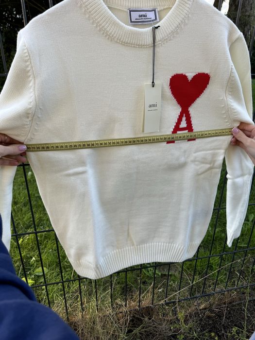 Nowy sweter Ami na sprzedaz.