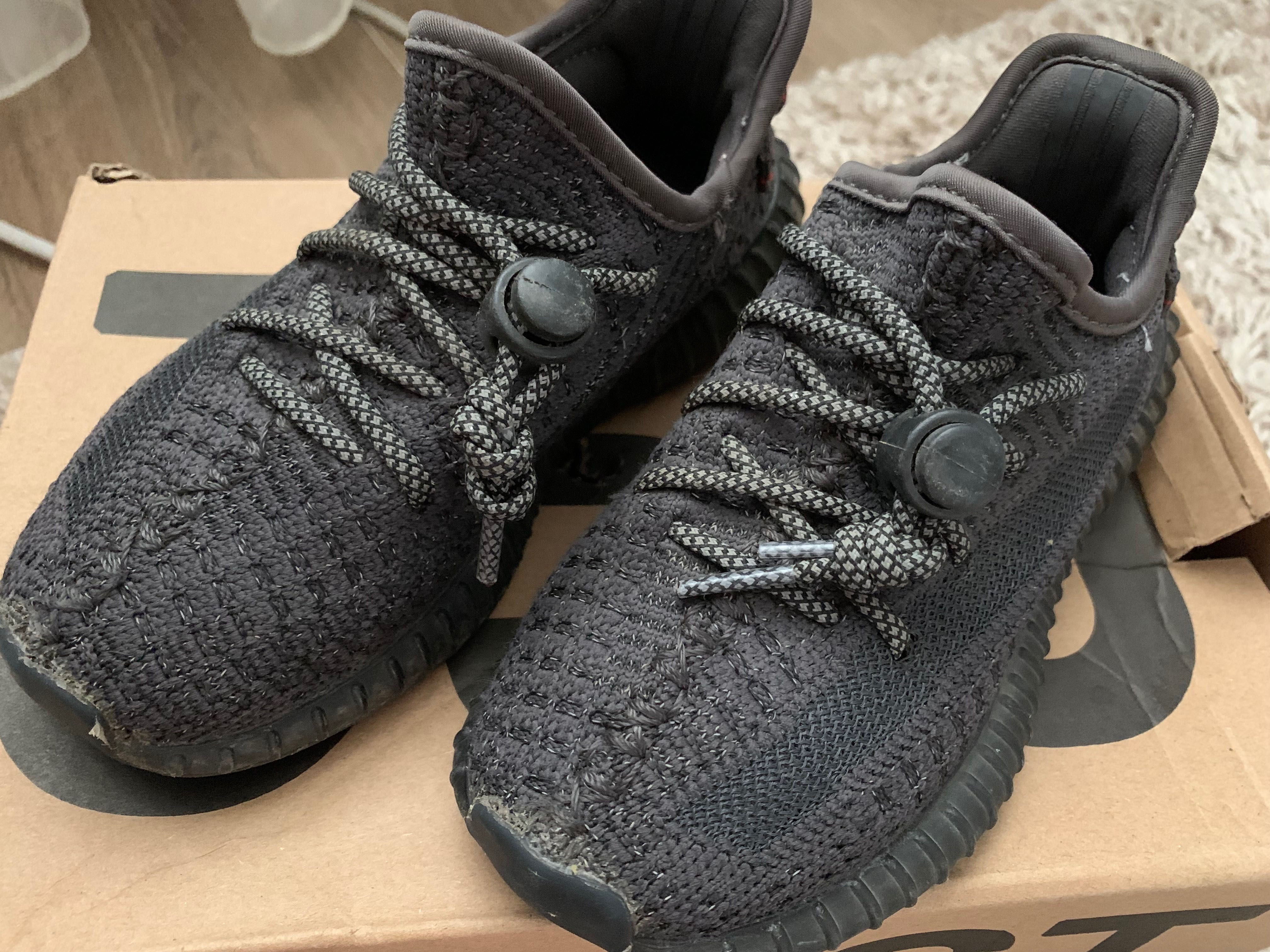 Кроссовки Adidas Yeezy boost