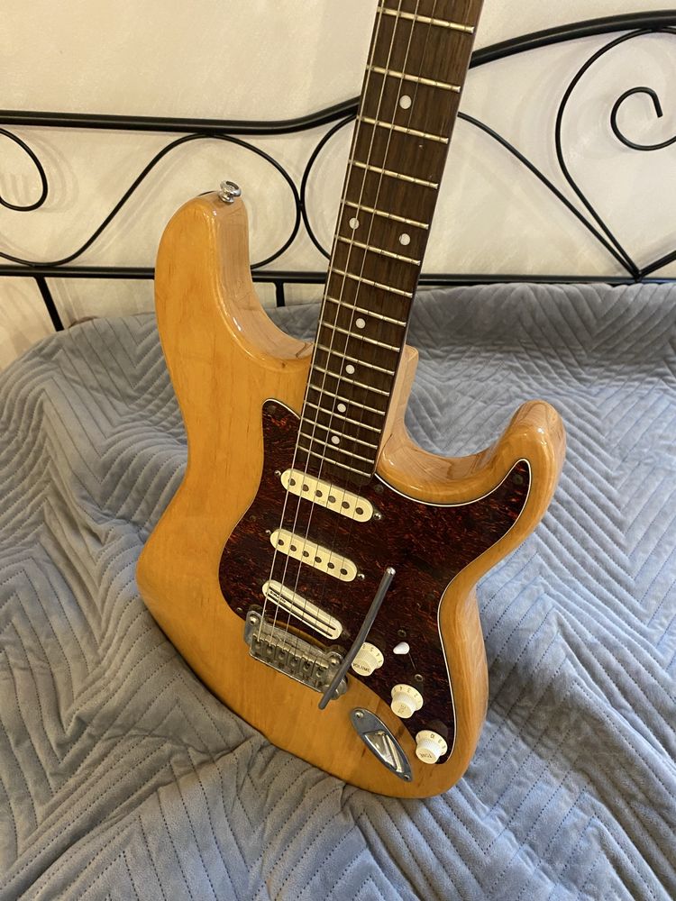 gitara elektryczna(odbior jedynie osobiscie)