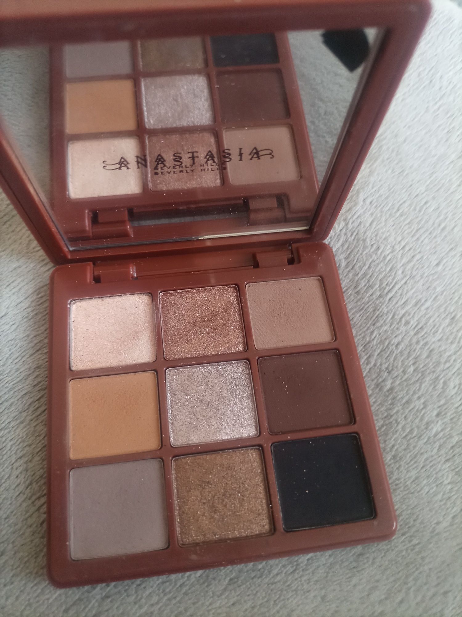 Sultry - Anastasia Beverly Hills (ABH)