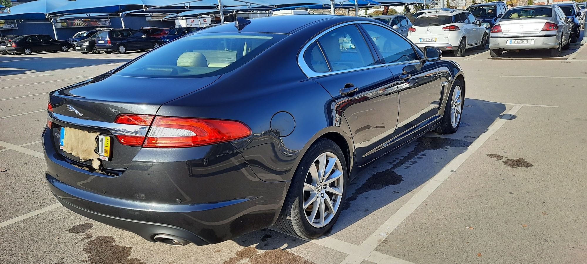 Jaguar xf 2.2D Full Xénon, pele, GPS, Câmara