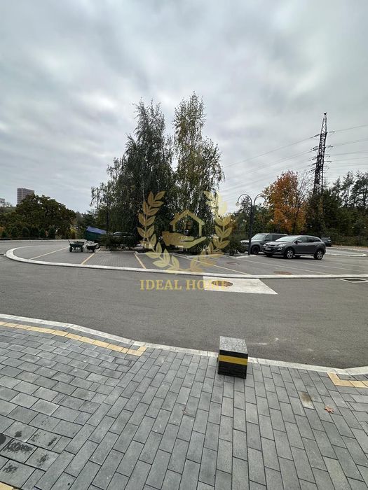 Продаж великої студії, м. Сирець