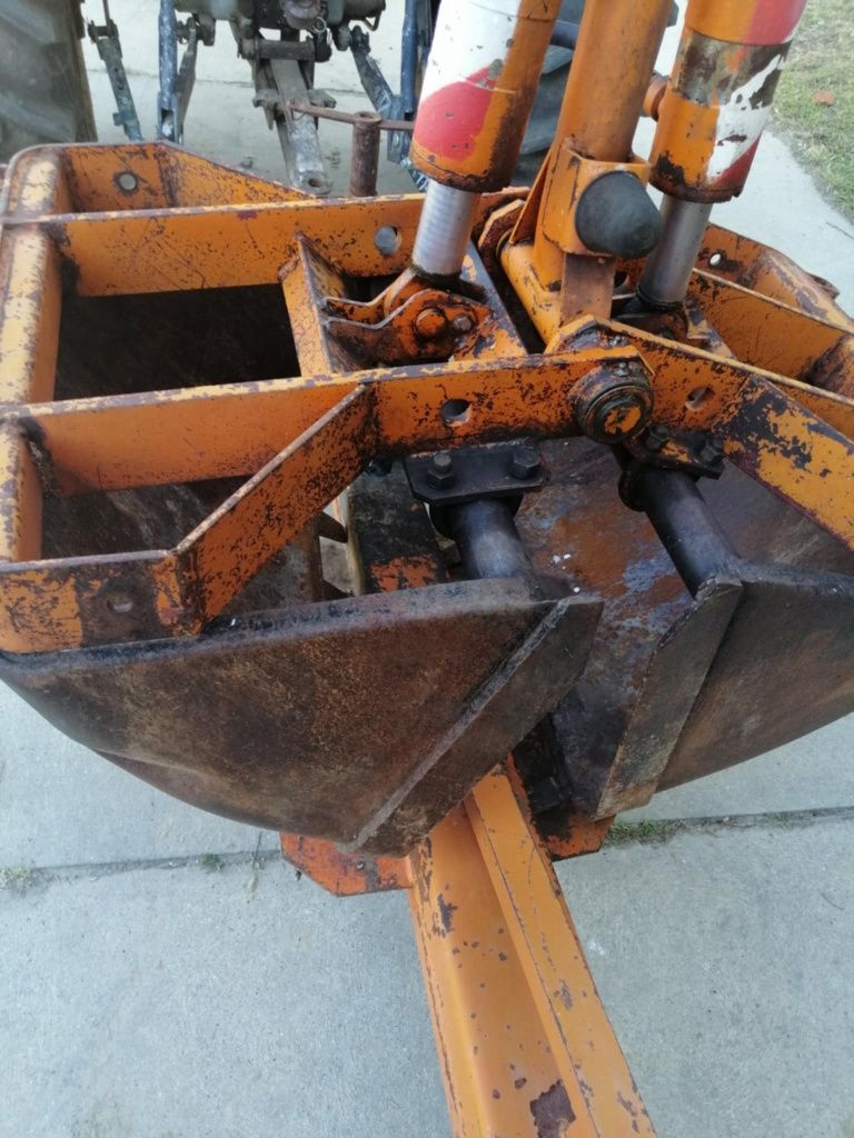 Ładowacz cyklop unhz 500