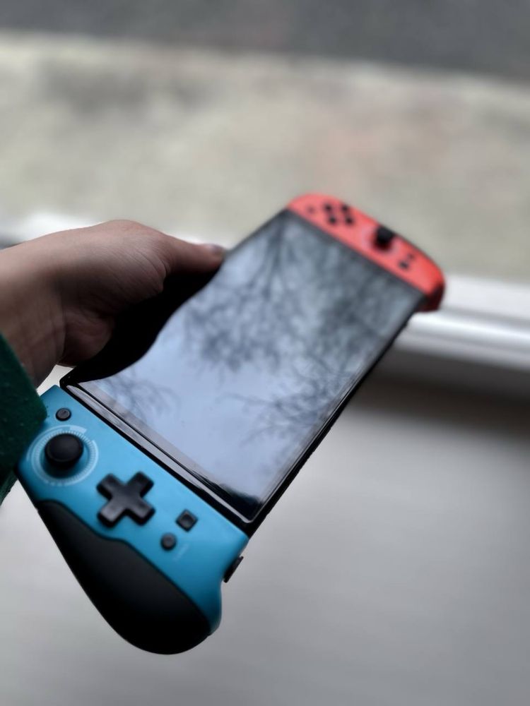 Nintendo Switch OLED(КОМПЛЕКТ)