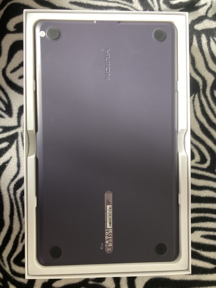 Tablet graficzny Huion Kamvas 13 Violet