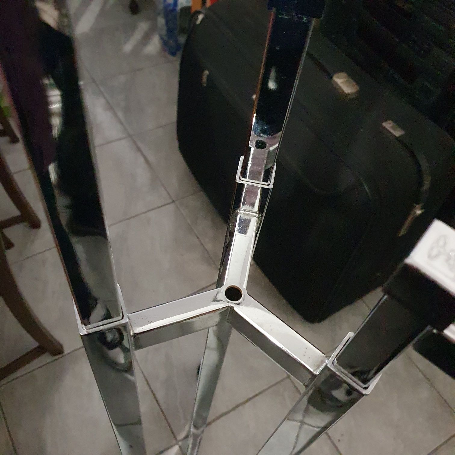 Suportes cabides / outro