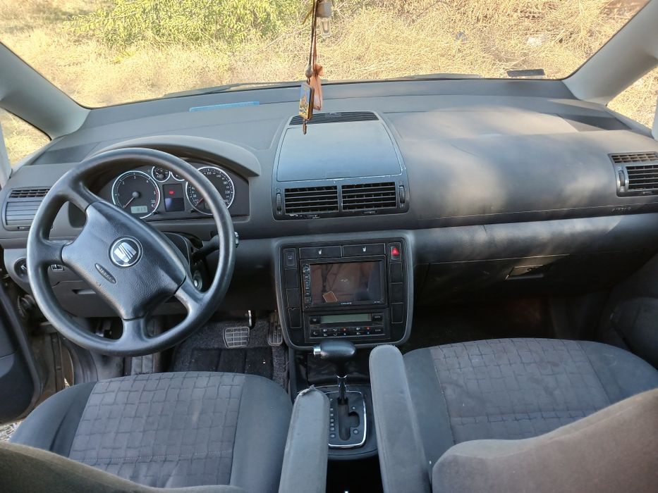 Продам Seat Alhambra