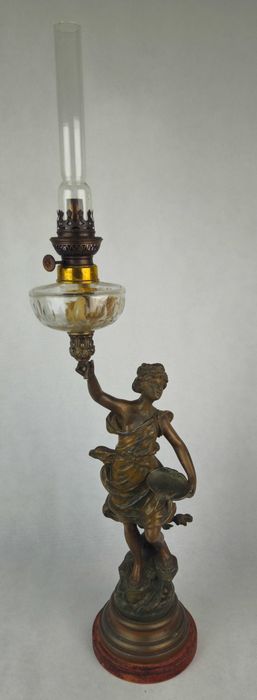 Figuralna lampa naftowa Guillemin Paris XIX w  - Antyk Francja