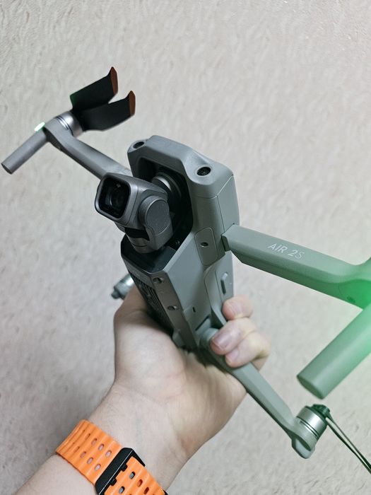 Dji air 2s в идеальном состоянии с комплектом