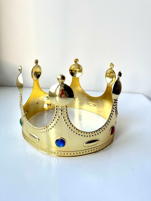 Корона пластикова короля
