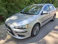 Mitsubishi  Lancer benzyna mogę zamienic