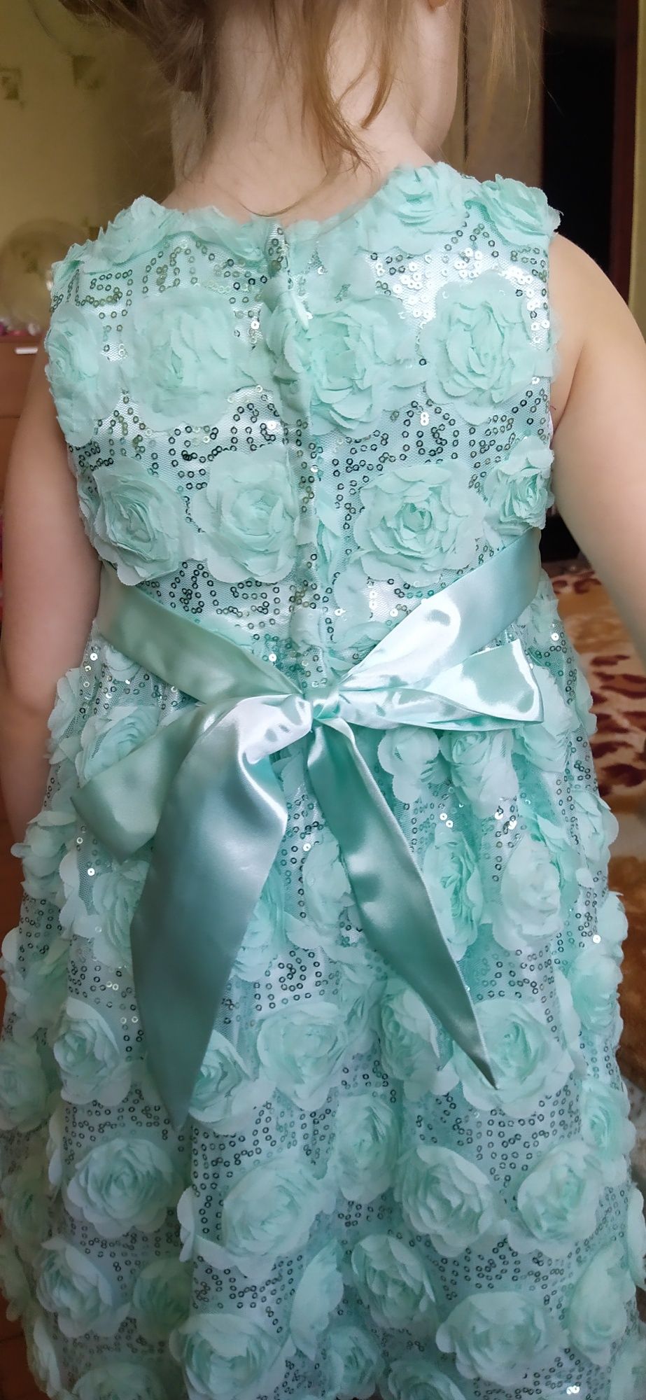 Платье  на 3-5 лет