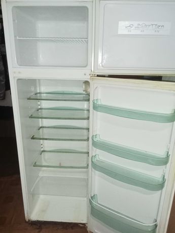 Snaige 275 холодильник