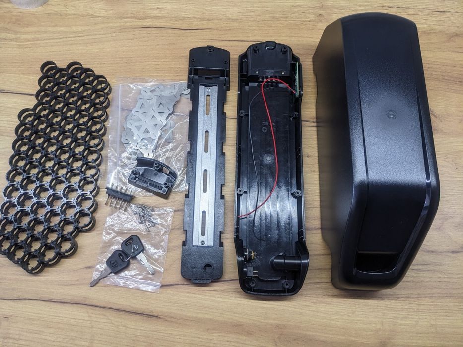 Корпуси під акумулятори 21700 на 70шт Polly 48в