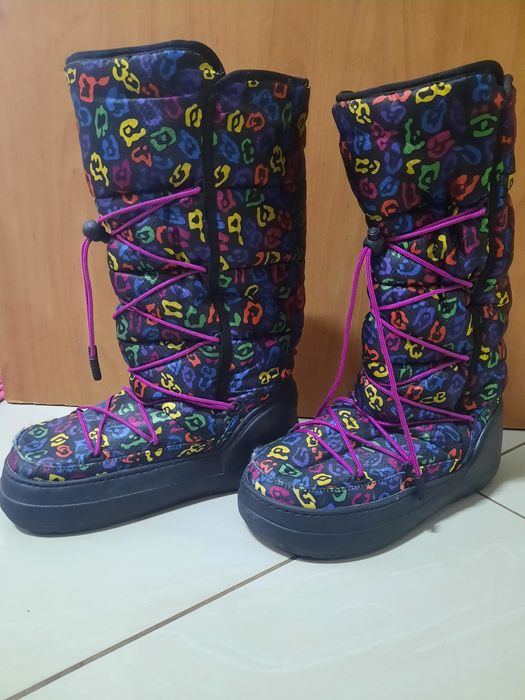 Підліткові зимові чоботи Crocs
