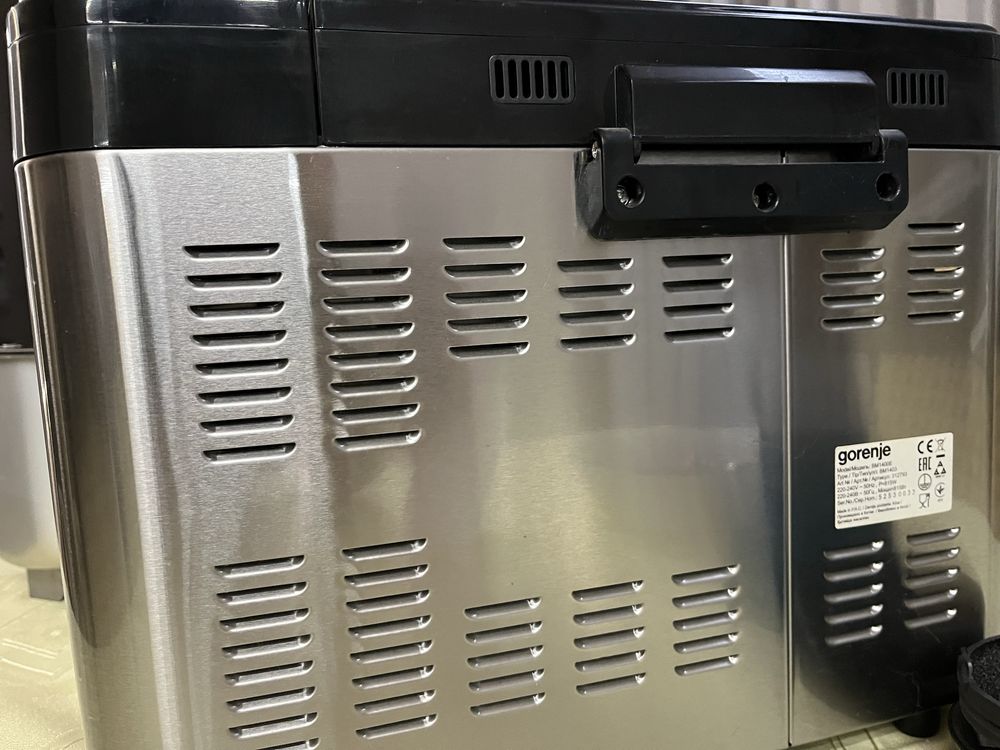 Хлібопічка Gorenje BM 1400 E