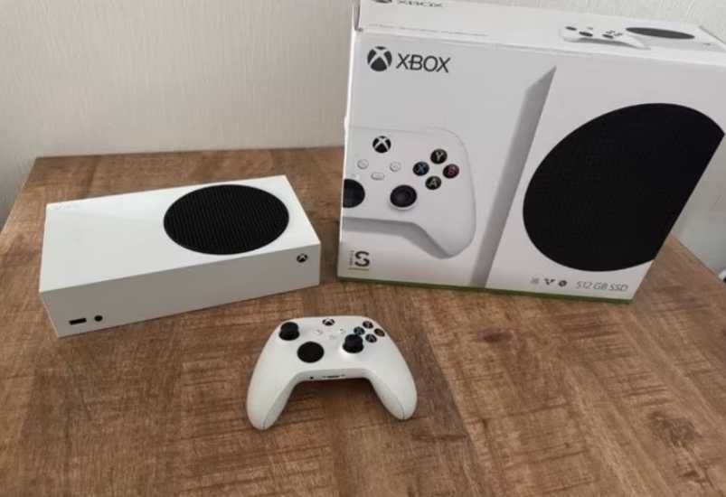 Xbox Series S 512gb Pad Pudełko kable pudełko