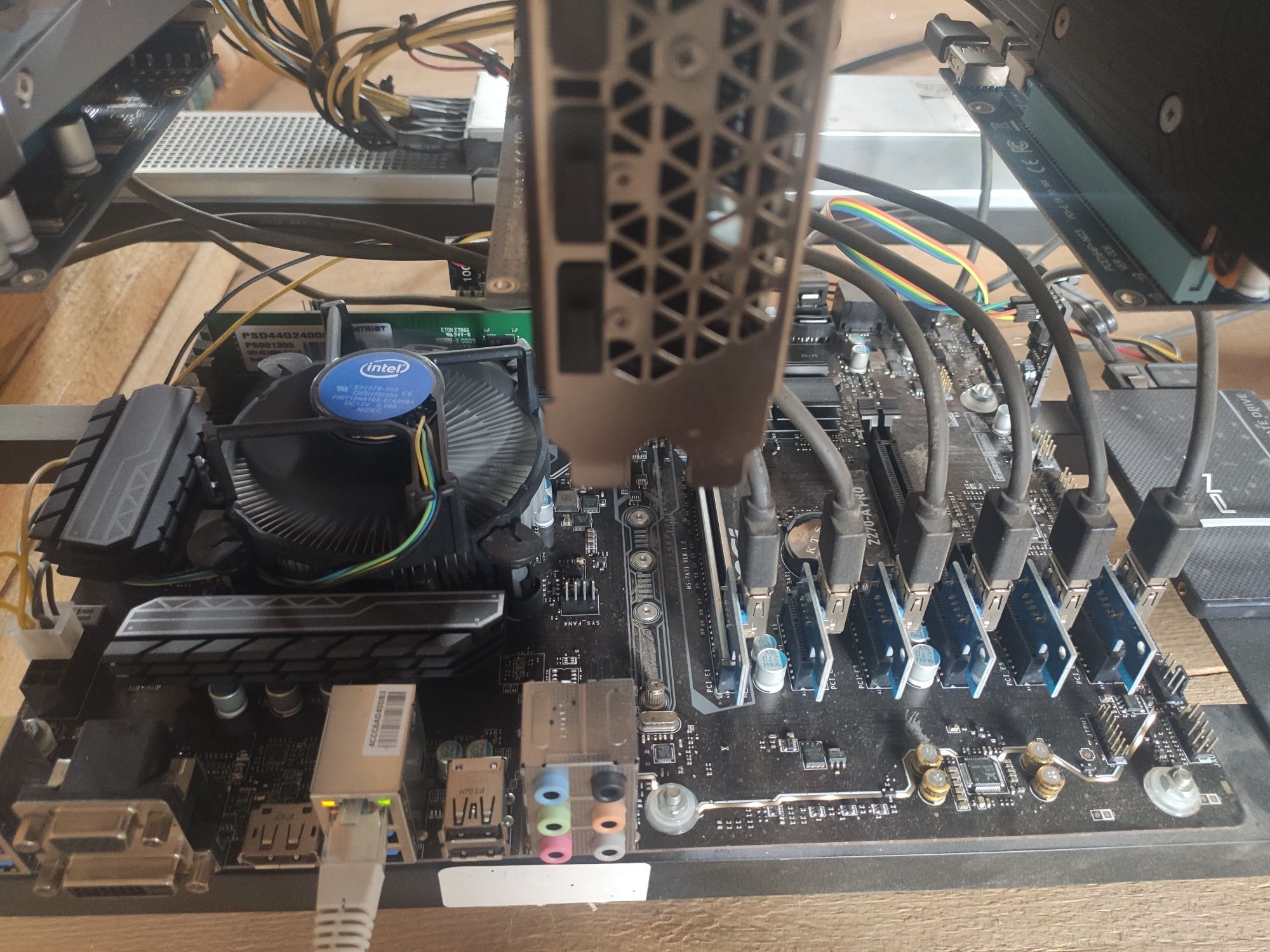 Майнинг ферма 6 1080 ti
