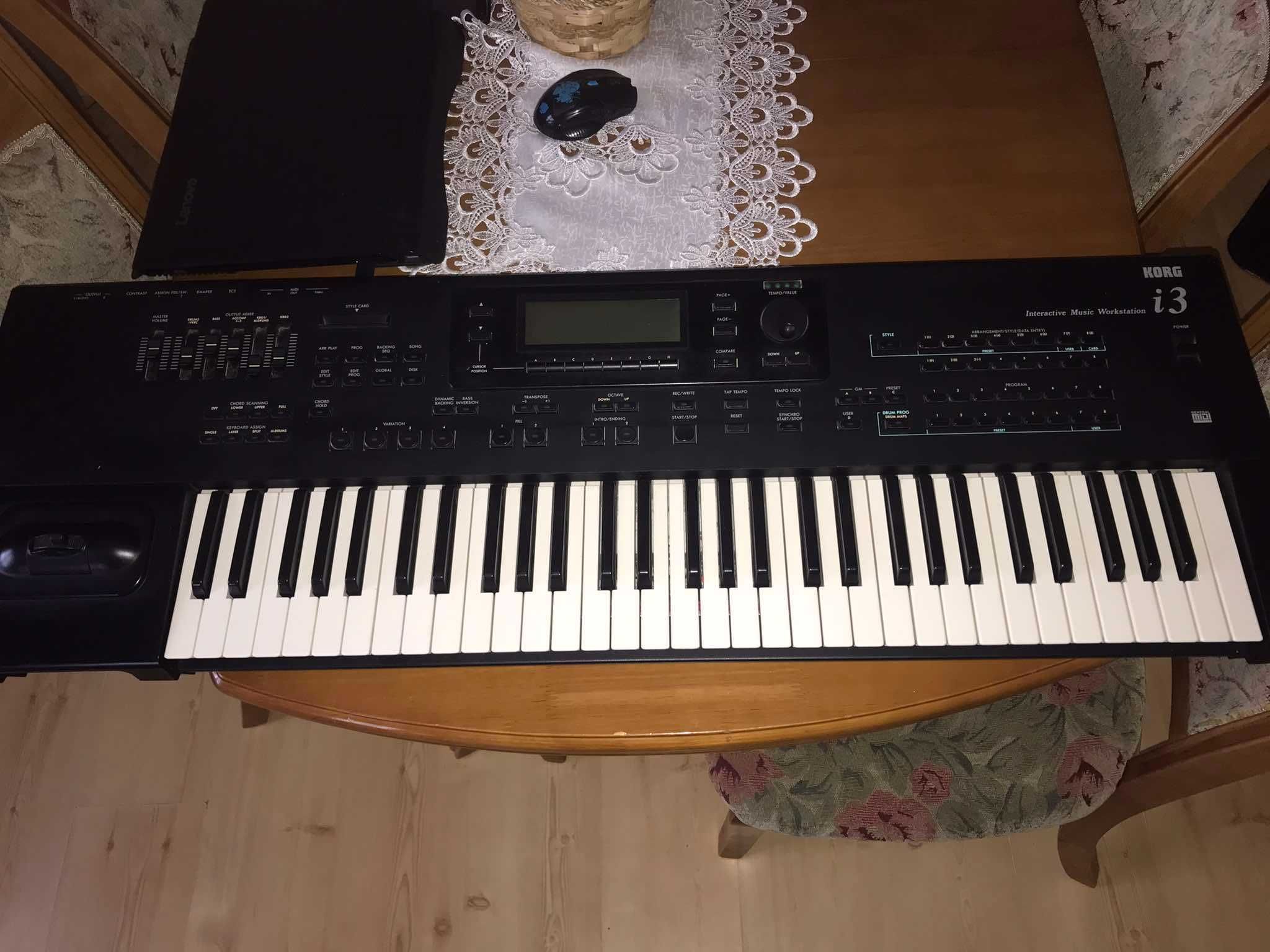 ceyboard korg i3